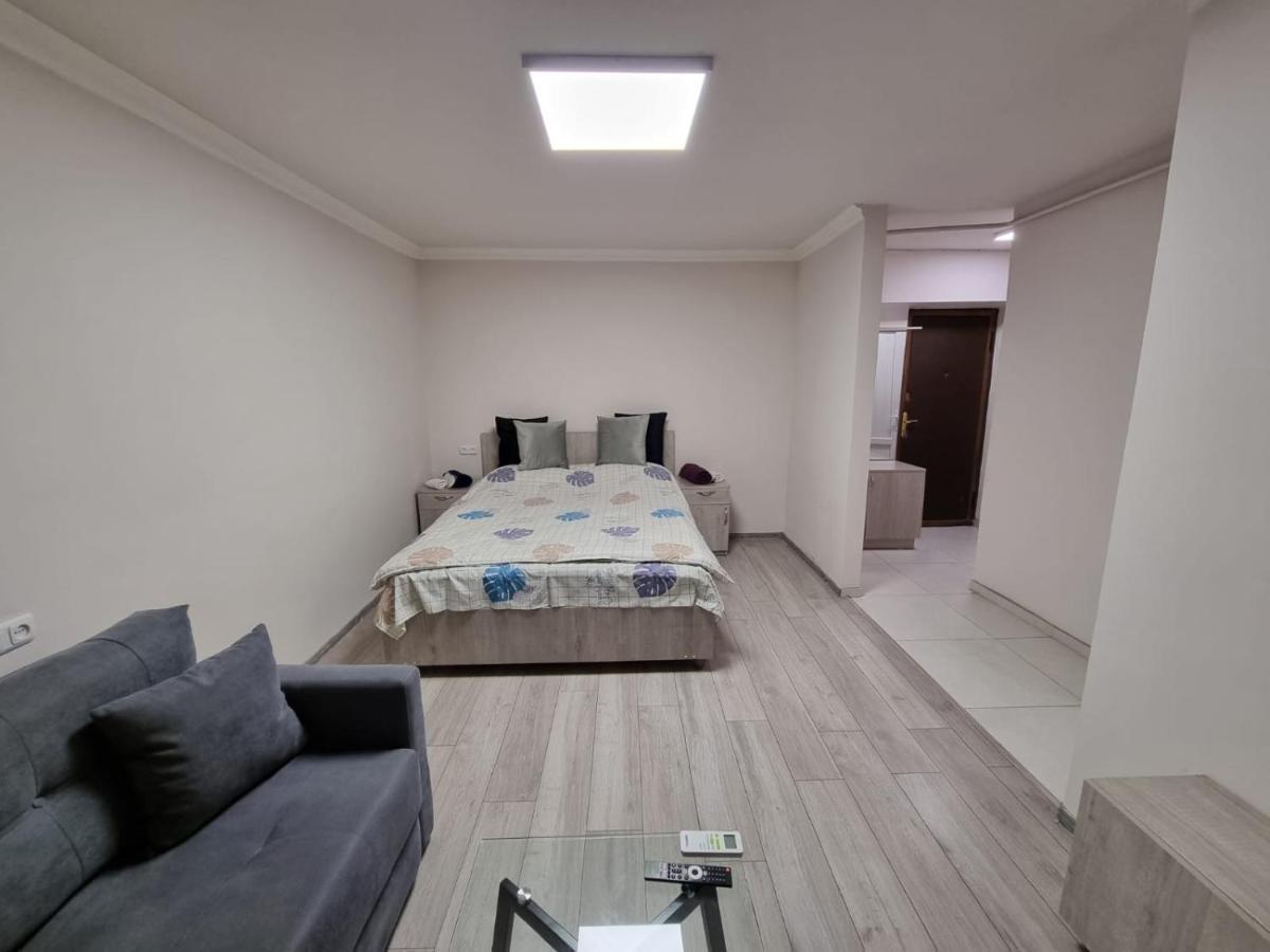 Vagashyan 18 Apartment Ереван Екстериор снимка